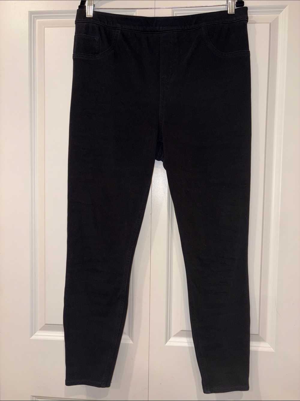SPANX Black Slim pull on Ankle Jean Jeggins Size 1X
